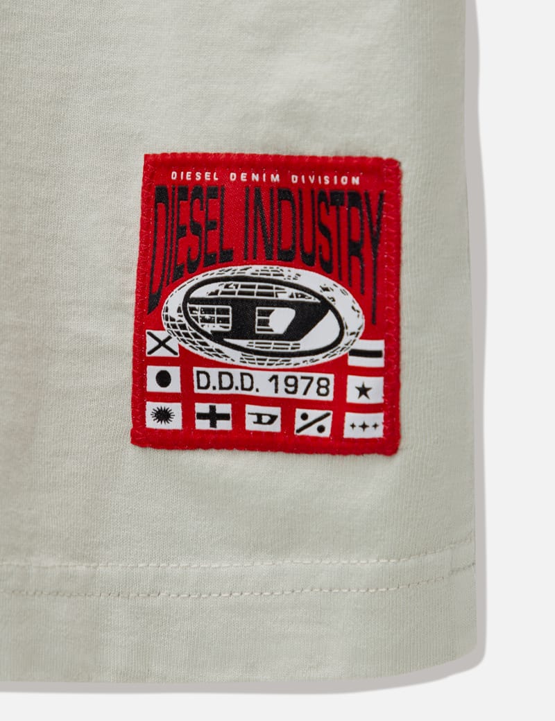 【DIESEL】T-wash short sleeve T-shirt/追跡+関税+全国送料込み Men's oversized T-shirt with Denim print | Black | Diesel