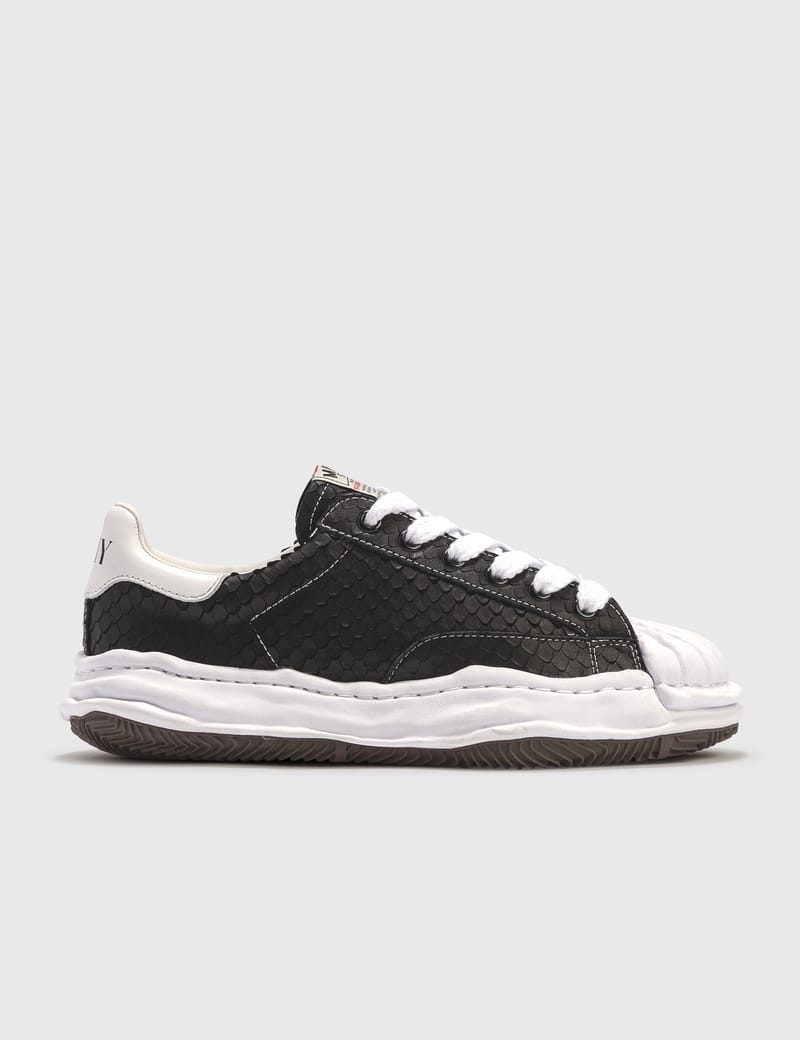 Maison Mihara Yasuhiro - Blakey Low Snake Embossed Sneaker | HBX