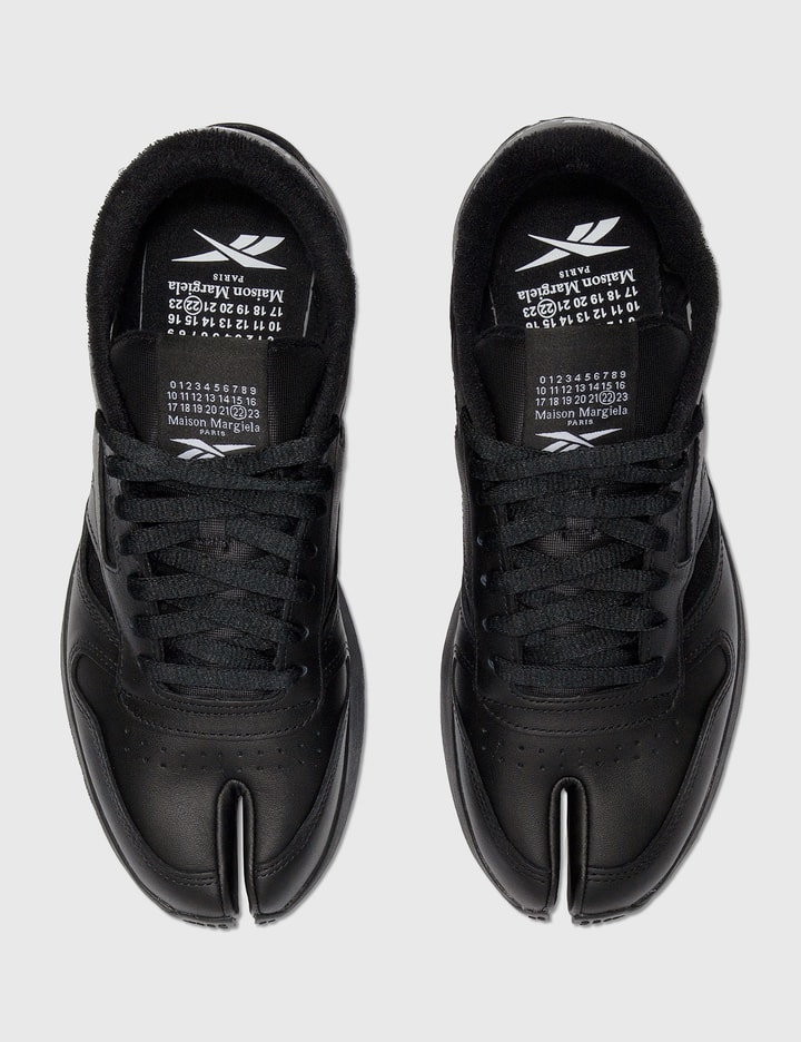 maison margiela x reebok tabi sneakers