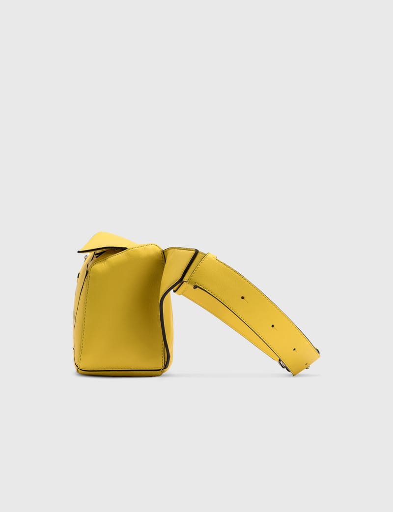 LOEWE (ロエベ) 商品名: PUZZLE SMALL BUMBAG ( Small Puzzle bumbag in classic calfskin Brown - LOEWE APAC