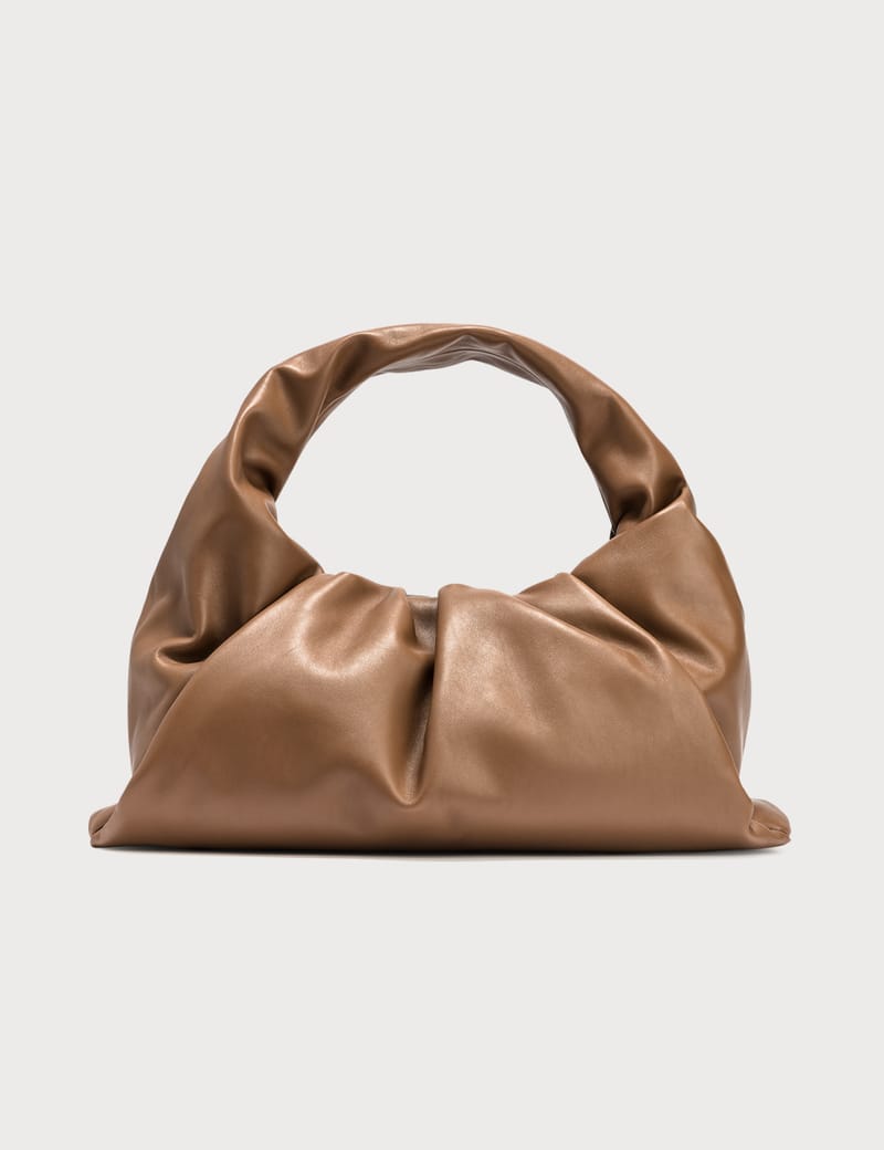 ボッテガ・ヴェネタ - The Shoulder Pouch | HBX