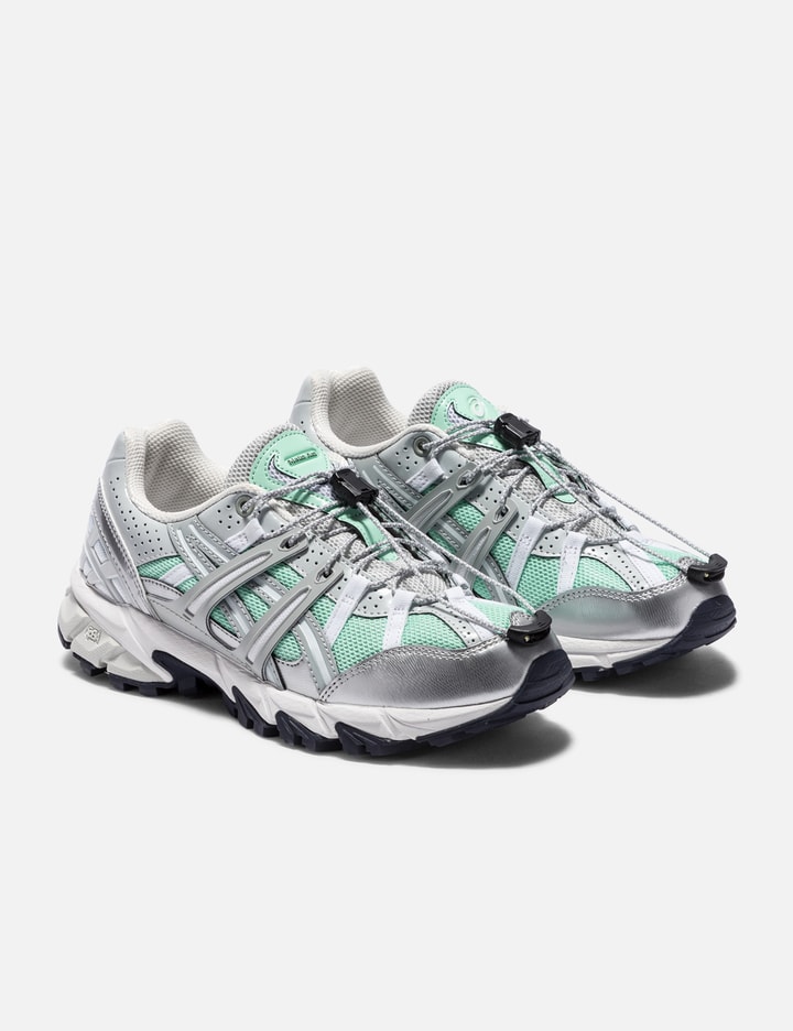 Asics 아식스 x 마뗑킴 젤소노마 1550 HBX 하입비스트가 엄선한 글로벌 패션&라이프스타일