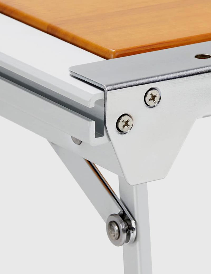 Snow Peak - Entry IGT Table | HBX