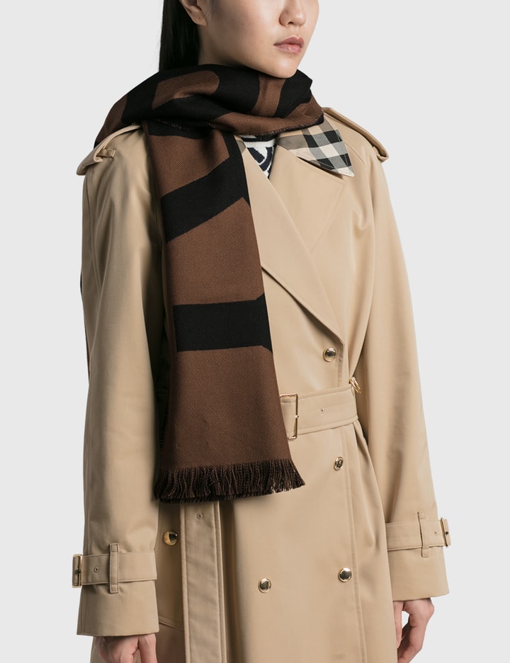 Burberry Wool Football Scarf HBX Globally Curated Fashion and Lifestyle by Hypebeast