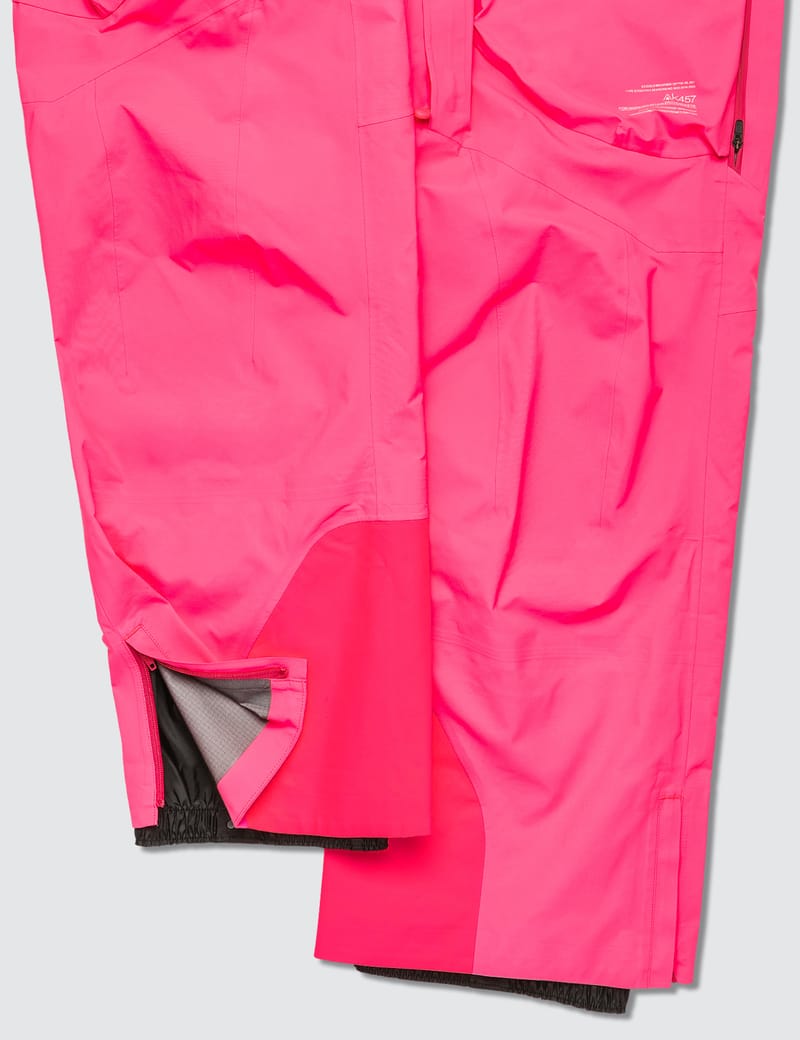 BURTON AK457 - AK457 Stout Pants | HBX - Globally Curated Fashion