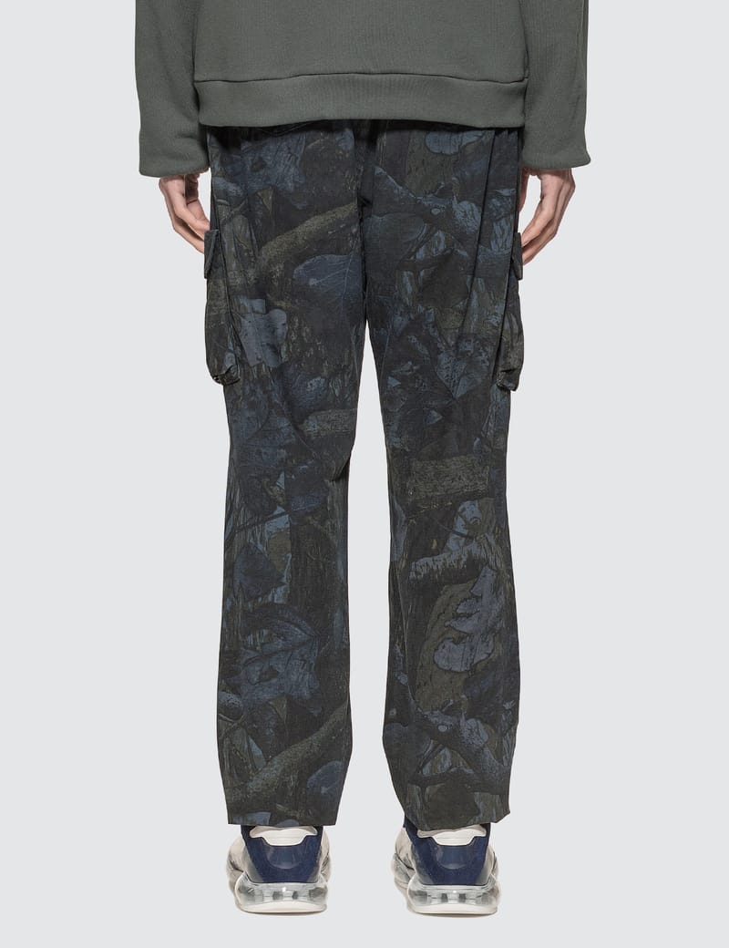 John Elliott Panorama Cargo Pants - Tree Camo Brown | Garmentory