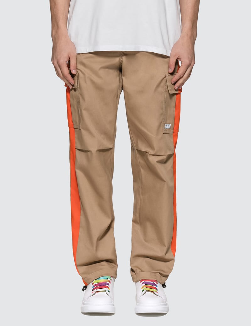 MSGM - Cargo Pants With Side Stripes | HBX - HYPEBEAST 為您搜羅