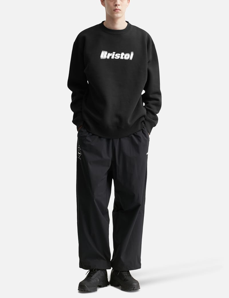 スウェット・トレーナー F.C. Real Bristol / Blurred Logo Crewneck Sweatshirt F.C. Real Bristol - Blurred Logo Crewneck Sweater | HBX
