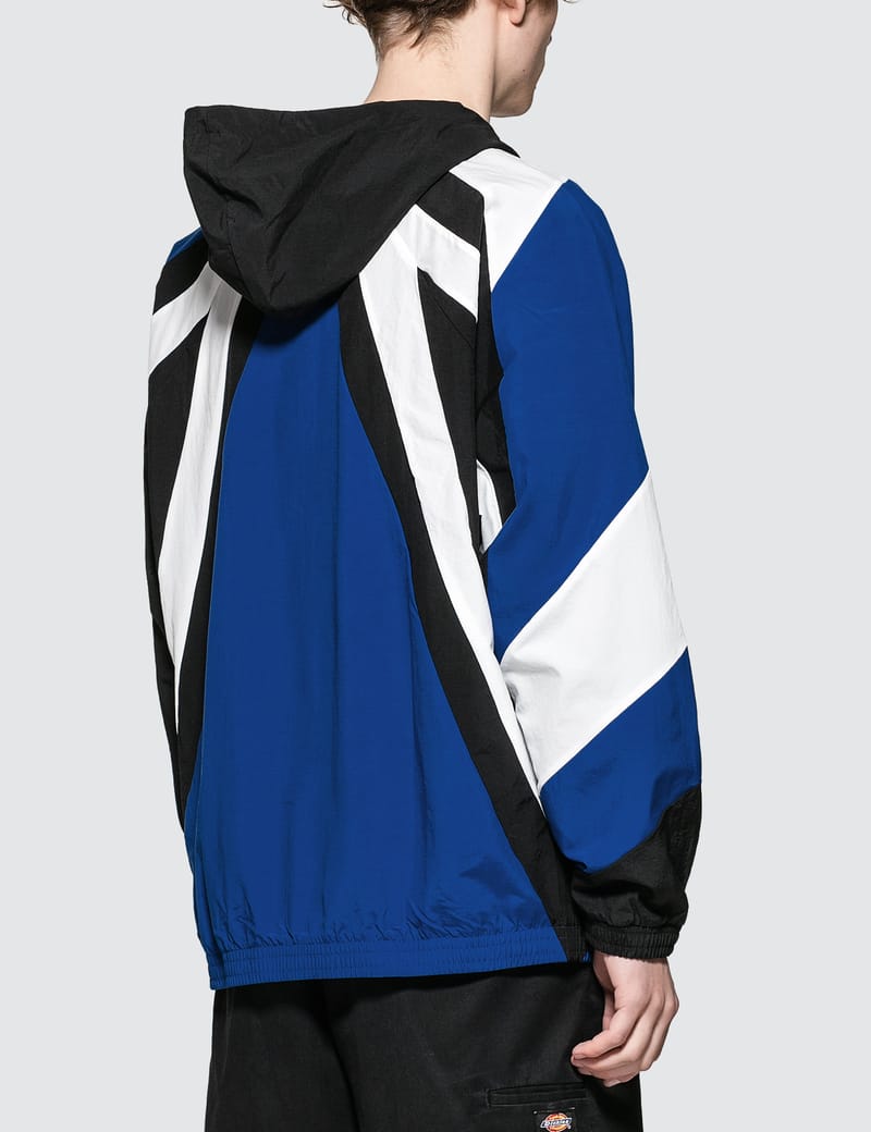 Eqt store 18 windbreaker