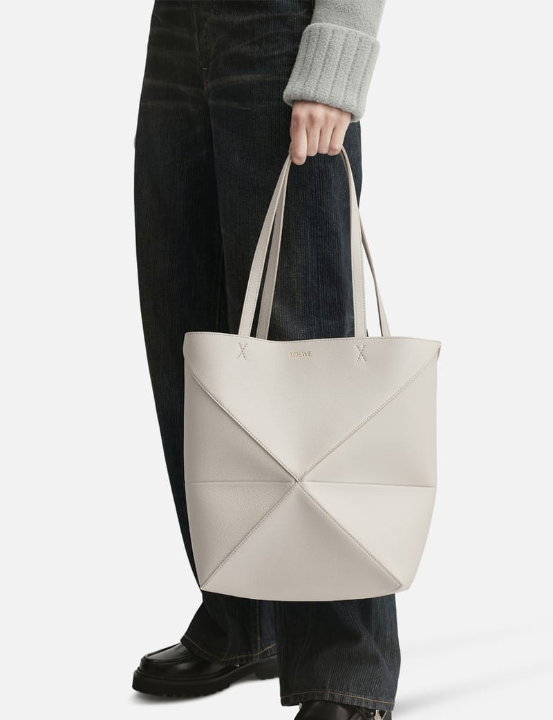 LOEWE ベージュ ストロートートバッグsmall LOEWE ベージュ ストロートートバッグsmall 新品】LOEWE