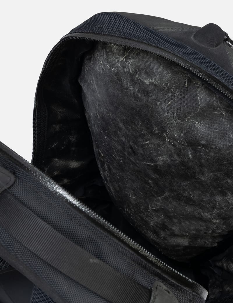 Arc'teryx ARRO 22L Backpack - Pre-owned, fair condition, black