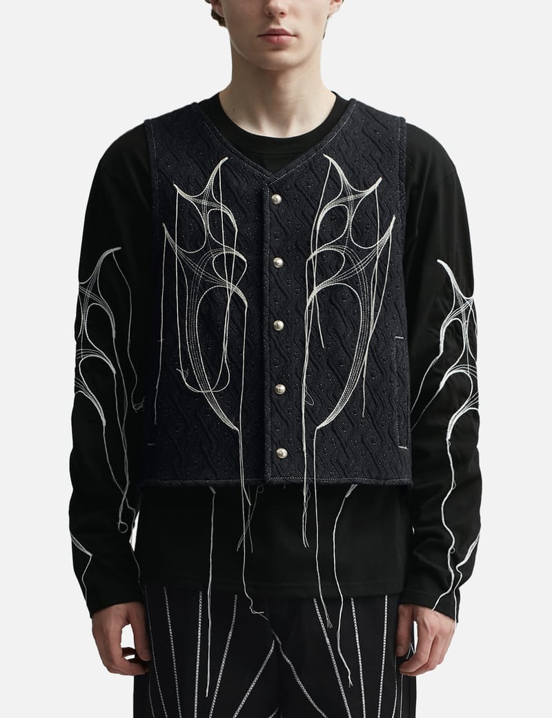 THUG CLUB - Tribal Tree Quilted Vest | HBX - Globally THUG CLUB - Tribal Tree Quilted Vest | HBX - Globally