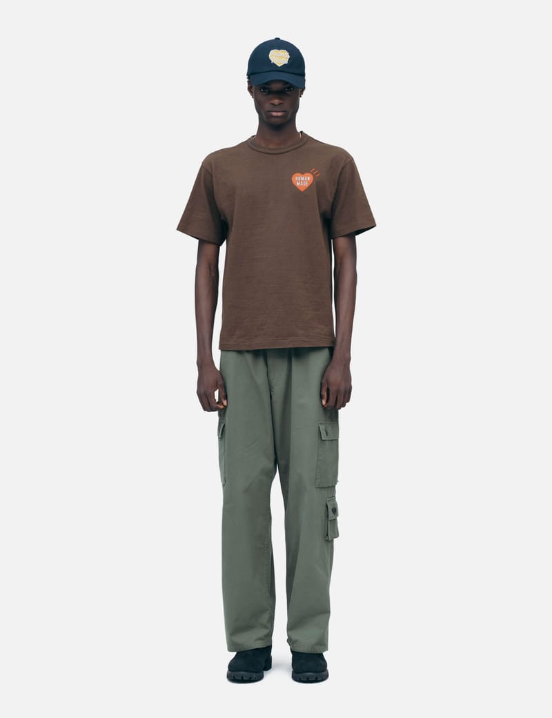 graphic-t-shirt-87-brown-model