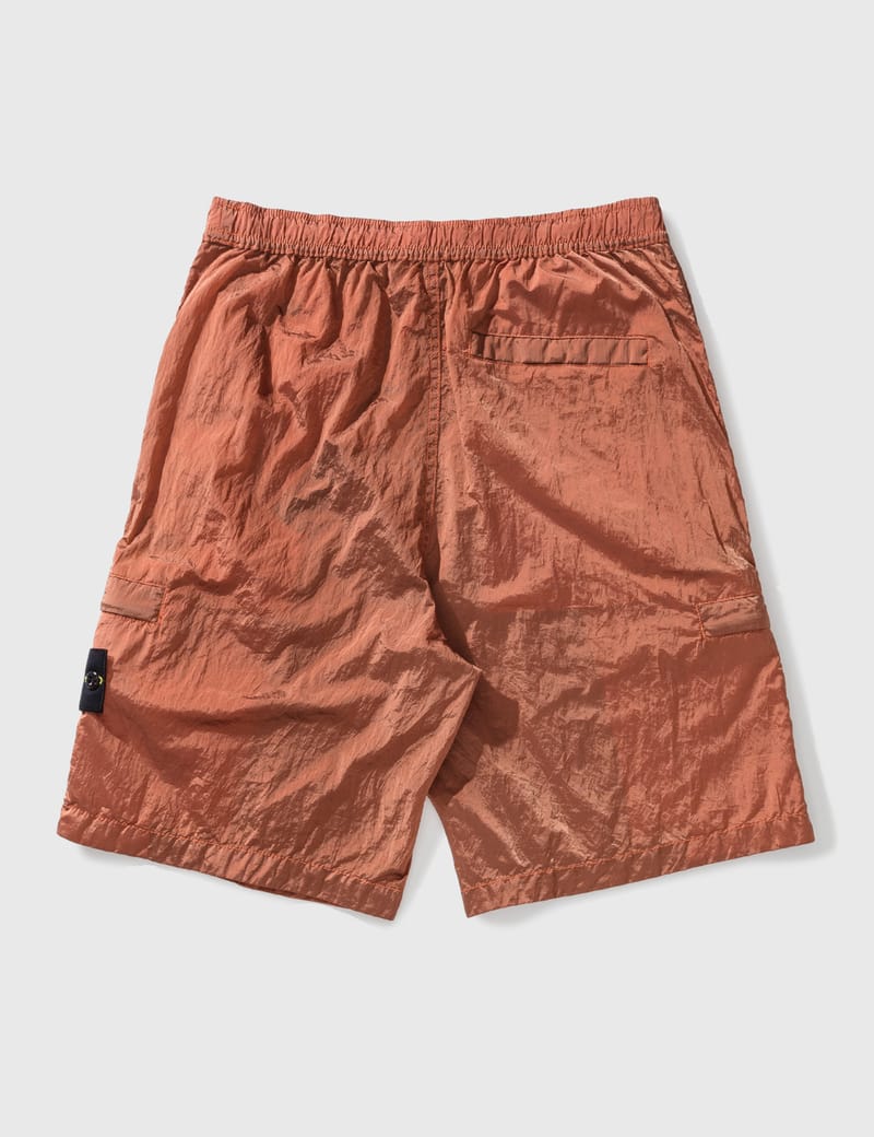 STONE  ナイロンメタル　ショーツ　28インチ STONE ISLAND(ストーンアイランド)ガーメントダイナイロンメタル