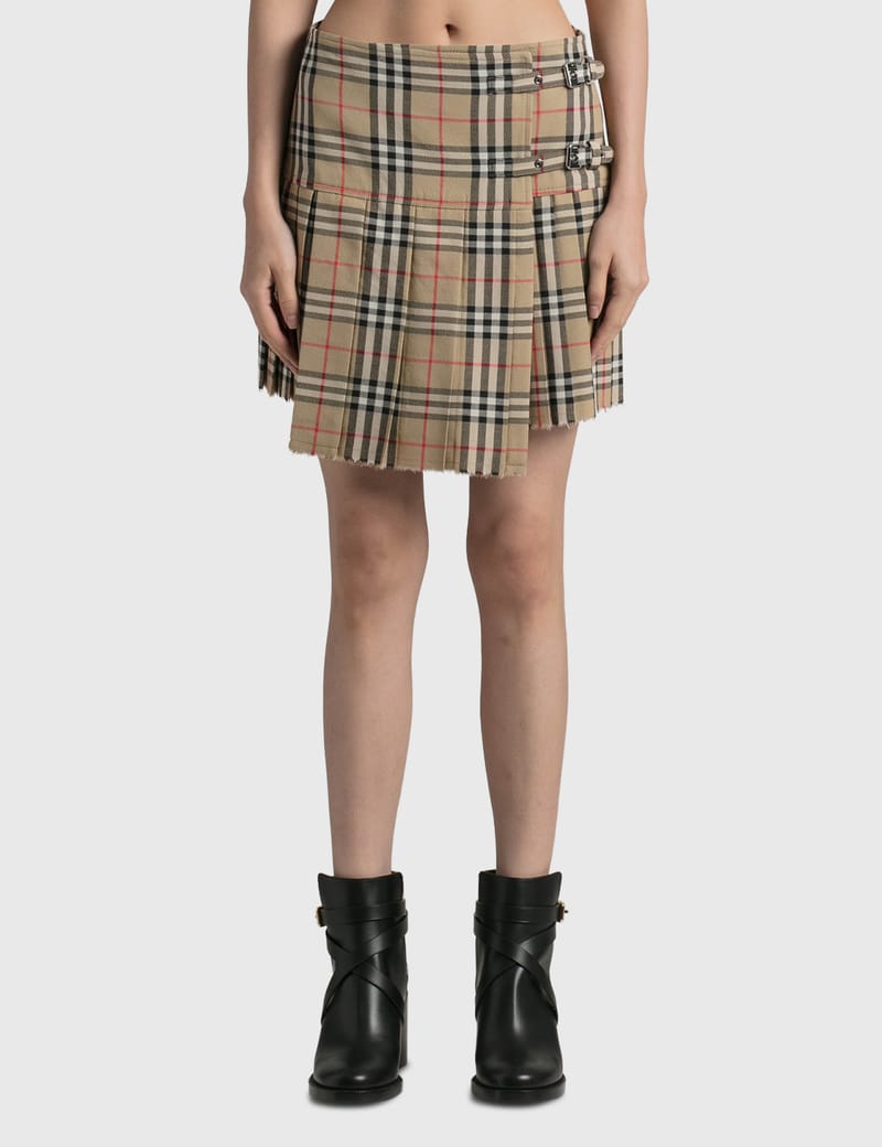 Burberry sales kilt womens