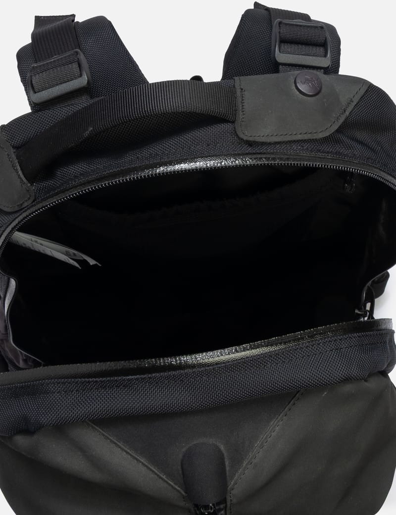 Arc'teryx ARRO 22L Backpack - Pre-owned, fair condition, black