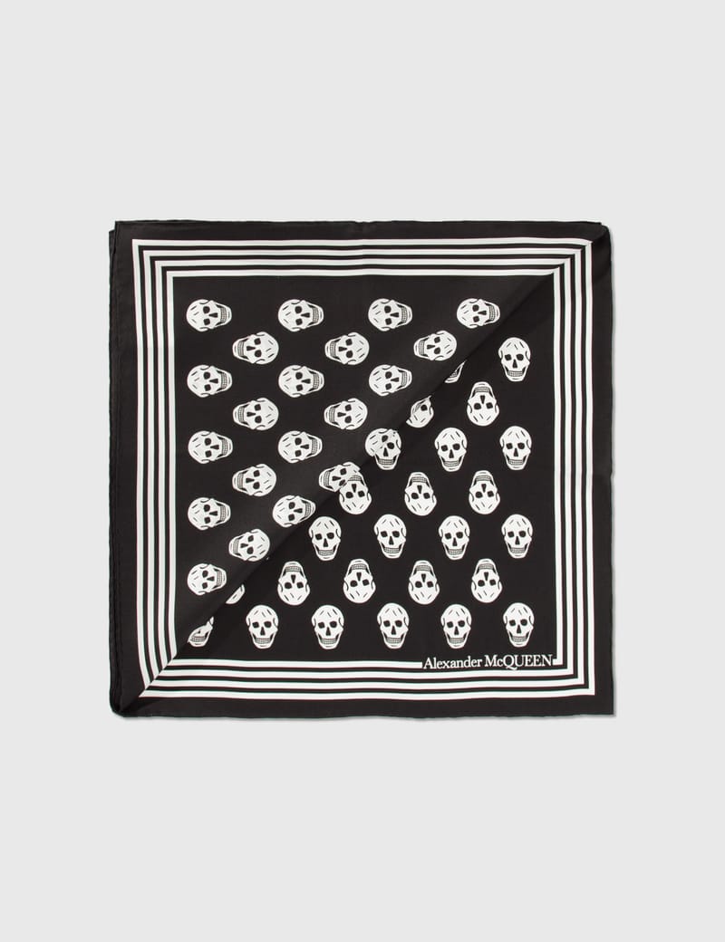 Alexander McQueen スカルプリント スカーフ　メンズ Alexander McQueen - スカル プリント スカーフ | HBX - ハイプ