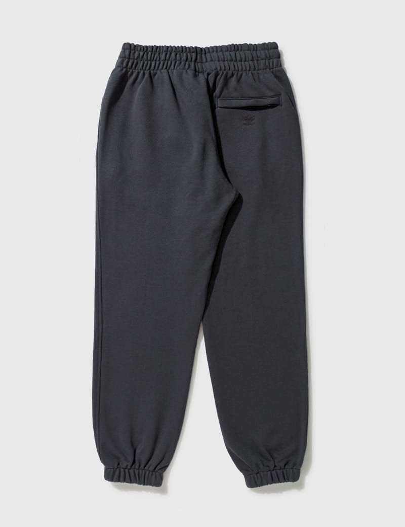 Adidas pharrell williams discount joggers