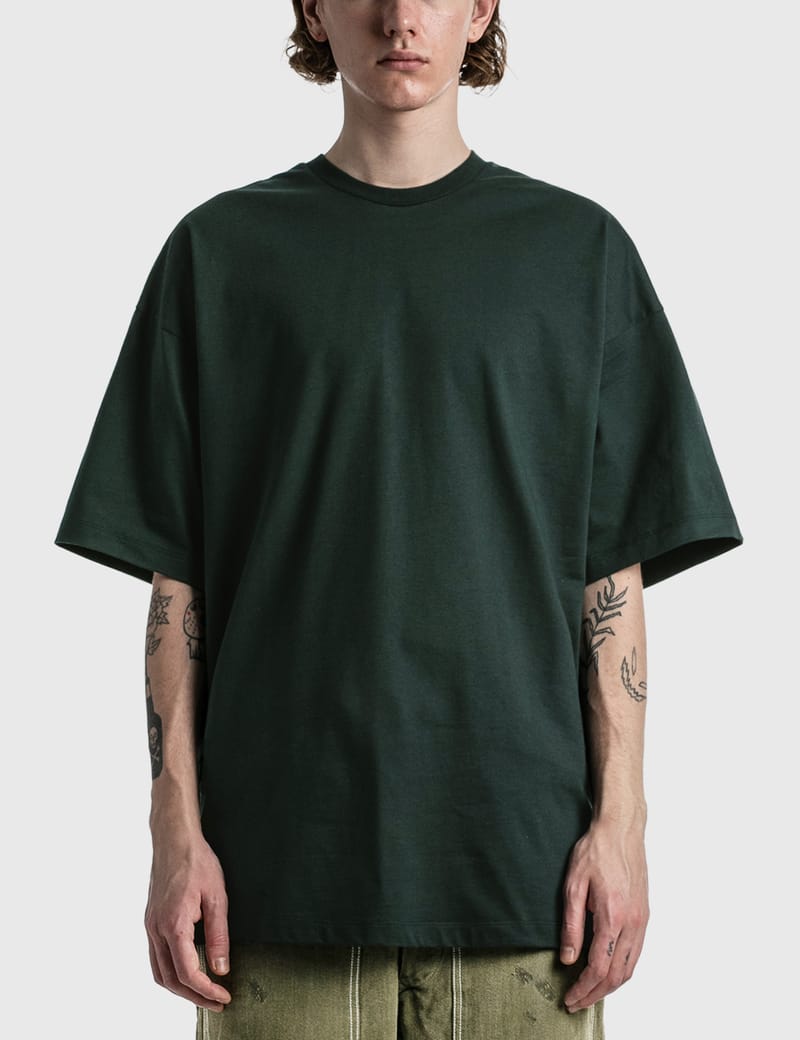 ★OAMC★ Oversized Flora T-shirt Black 23E28OAJ18COT00727001 OAMC - FLORA T-SHIRT | HBX - Globally Curated Fashion and