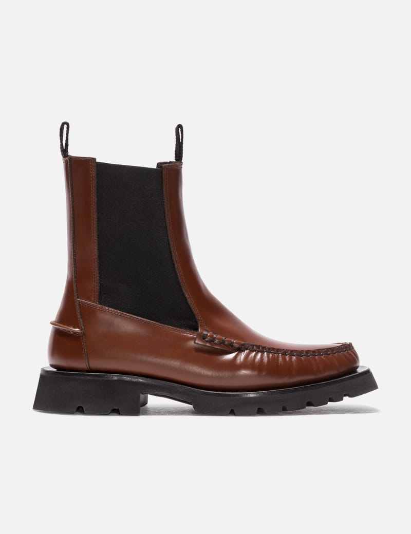 Chelsea discount boots hypebeast