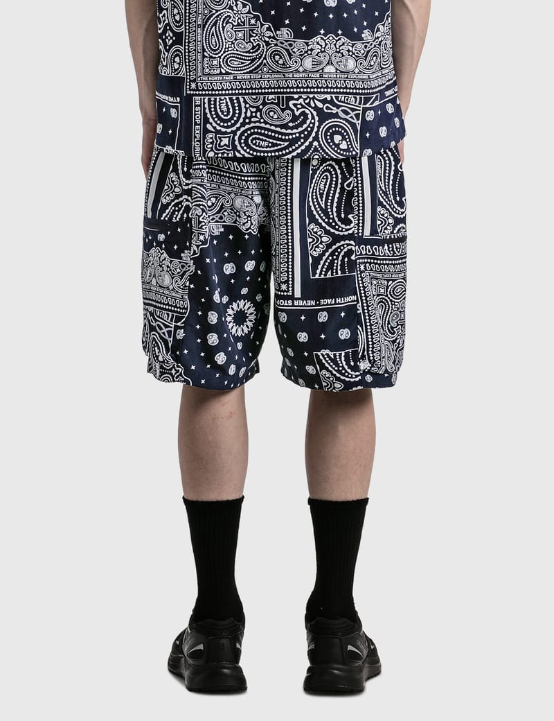 21日までの限定価格THE NORTH FACE  BANDANA SHORTS The North Face - D5 Oversized Cargo Shorts | HBX - Globally