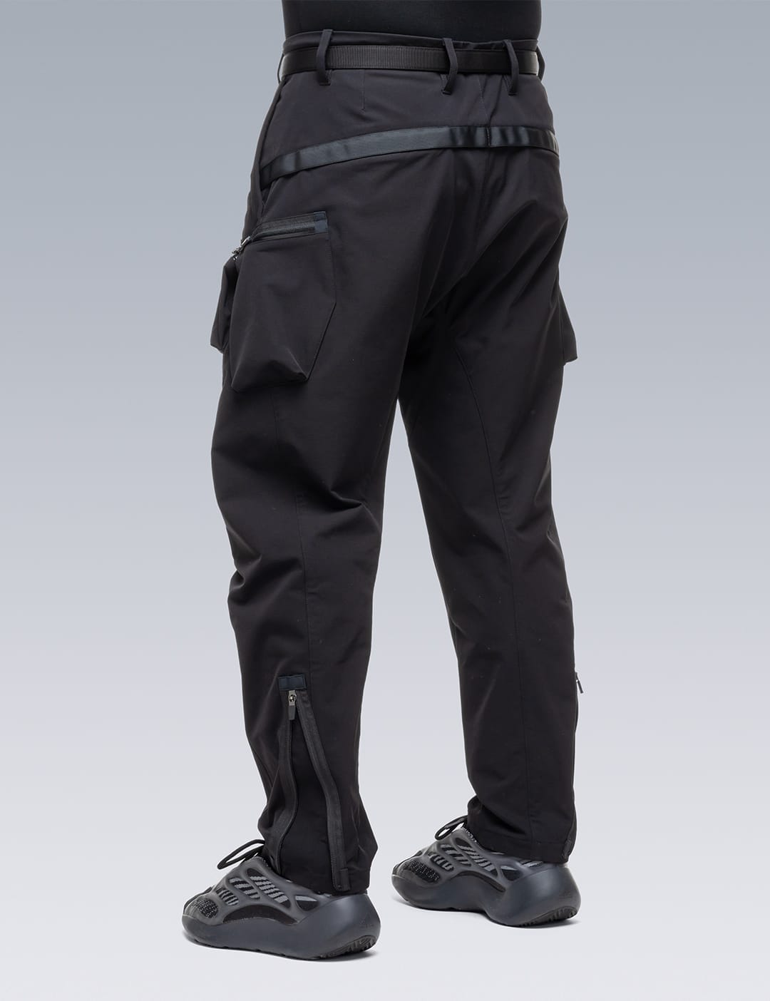 ACRONYM - schoeller® Dryskin™ Articulated Cargo Pants Gen.1 | HBX 