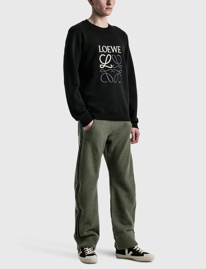 スウェット・トレーナー LOEWE BLACK SWEATSHIRT WITH ANAGRAM POCKET Loewe Black sweatshirt with Anagram pocket | TheDoubleF
