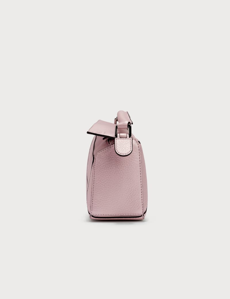 LOEWE 花モチーフ ピンクレザー ミニハンドバッグ LOEWE 花モチーフ ピンクレザー ミニハンドバッグ Loewe - Mini