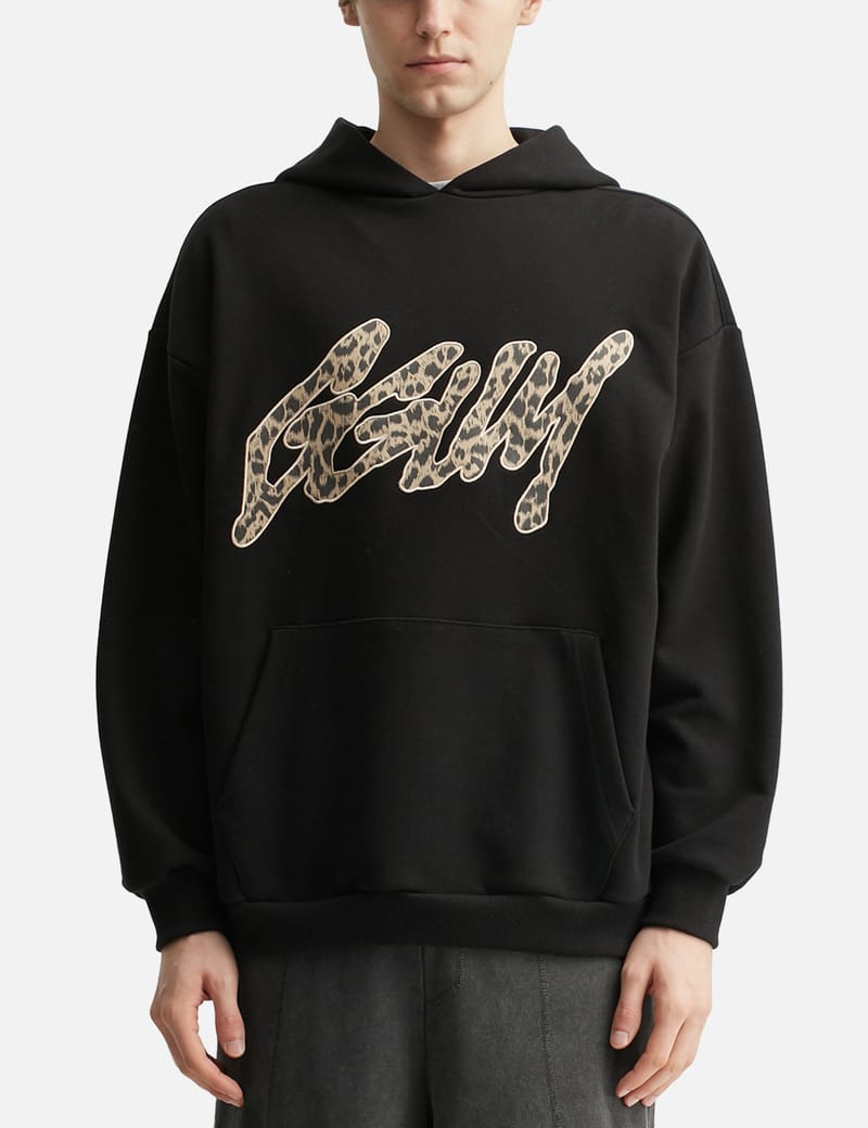 DEINET YEONJUN GGUM X DEINET Hoodie - レオパード刺繍の限定コラボ