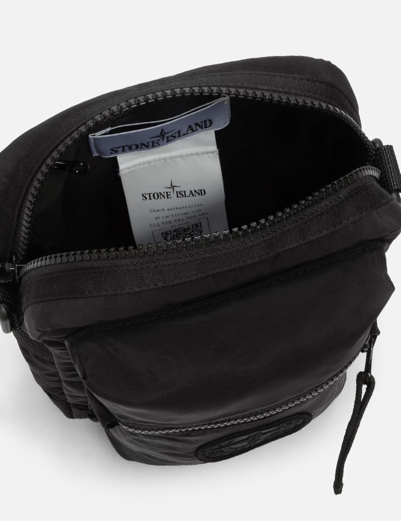 ストーンアイランド - Econyl® Regenerated Nylon Pouch Bag
