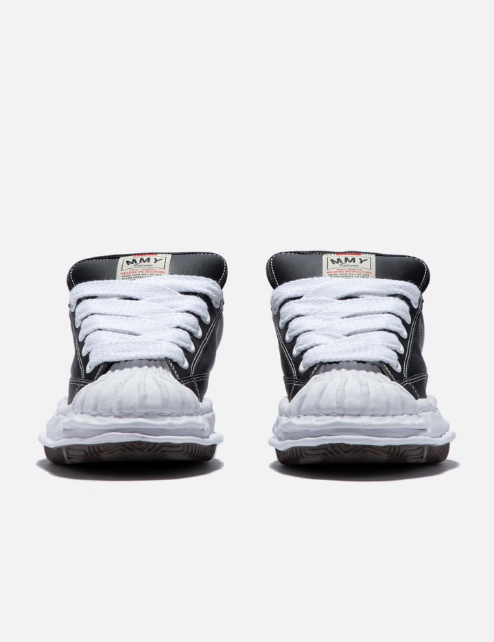 Blakey Low Top Sneakers