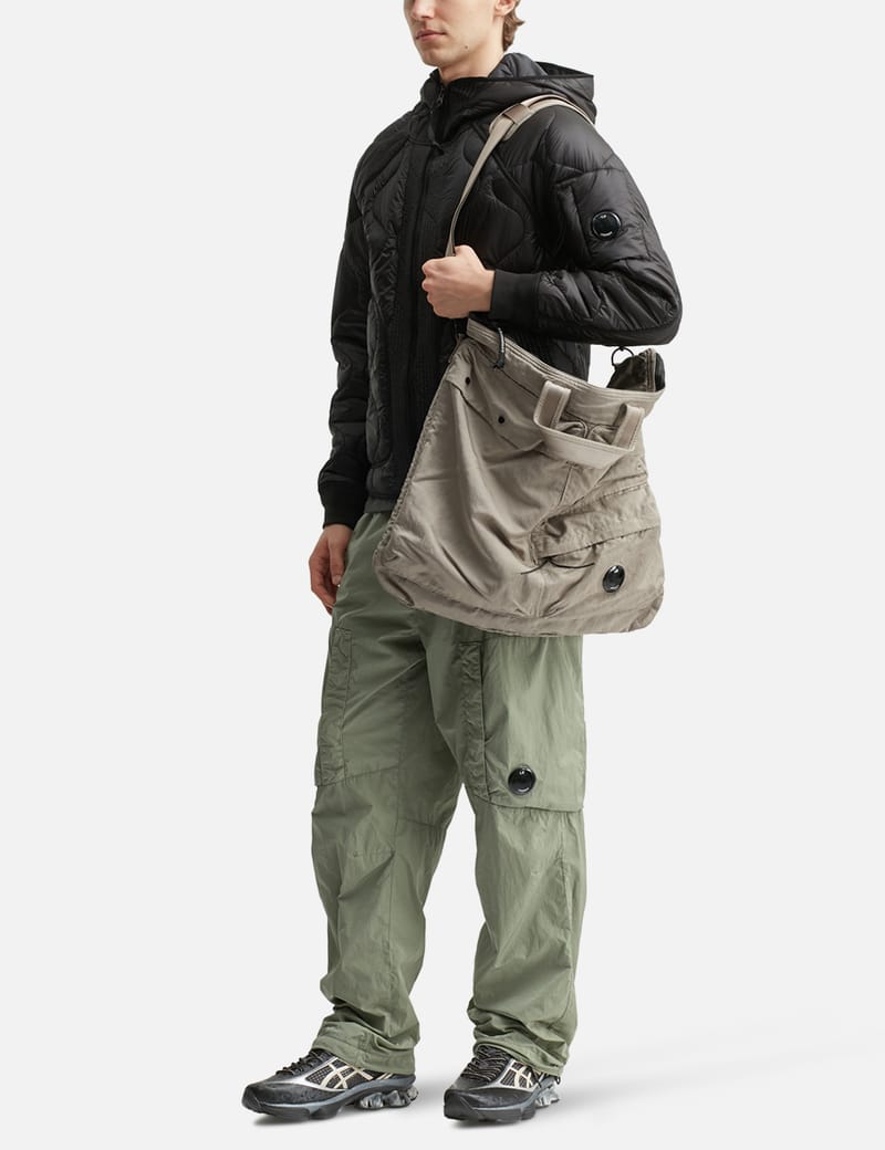 シーピーカンパニー - NYLON B CROSSBODY BAG | HBX