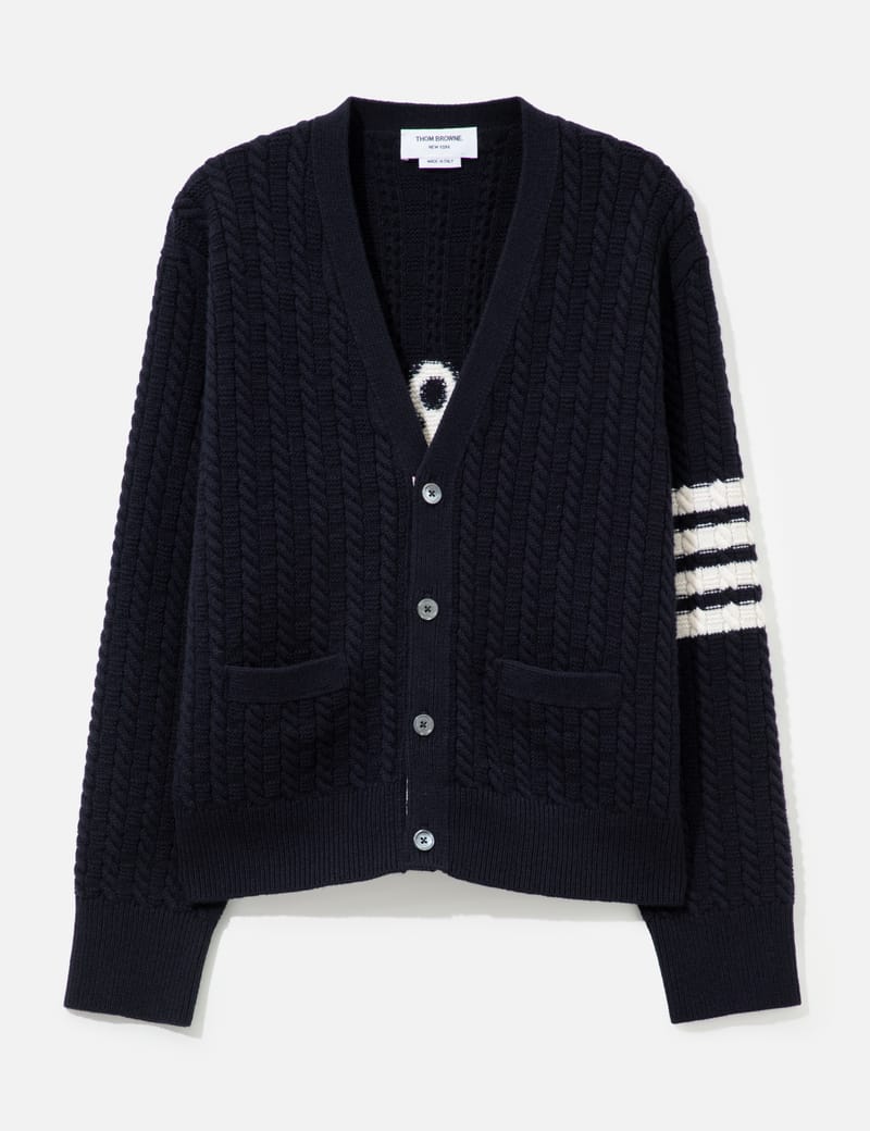 進撃の巨人』のリヴァイ兵長を編み込んだニットが登場 | Hypebeast.JP
