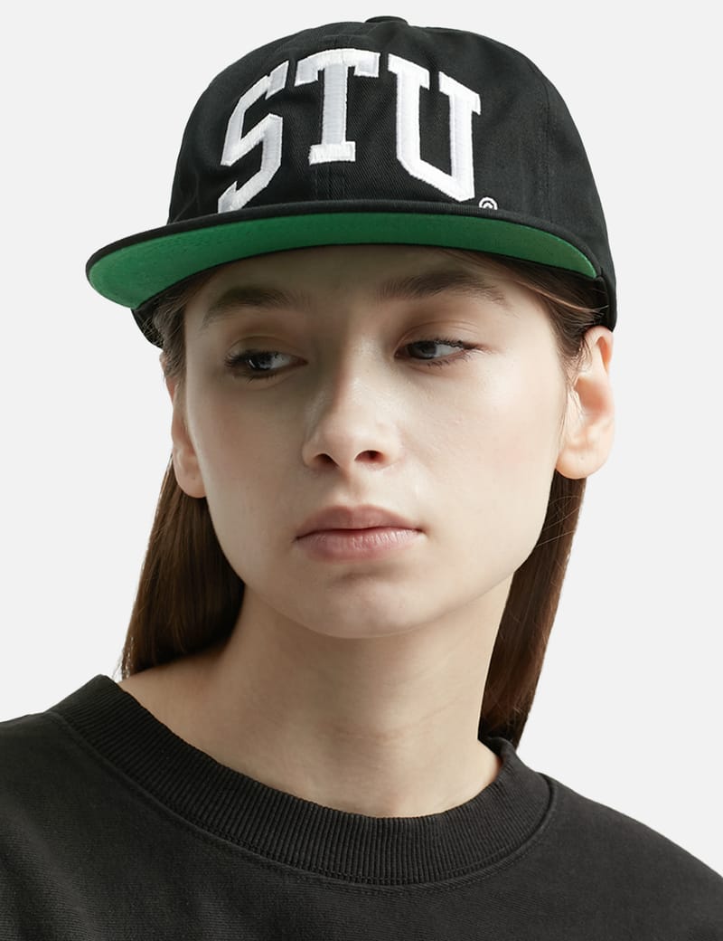 STUSSY STU ARCH STRAPBACK CAP ブラック-