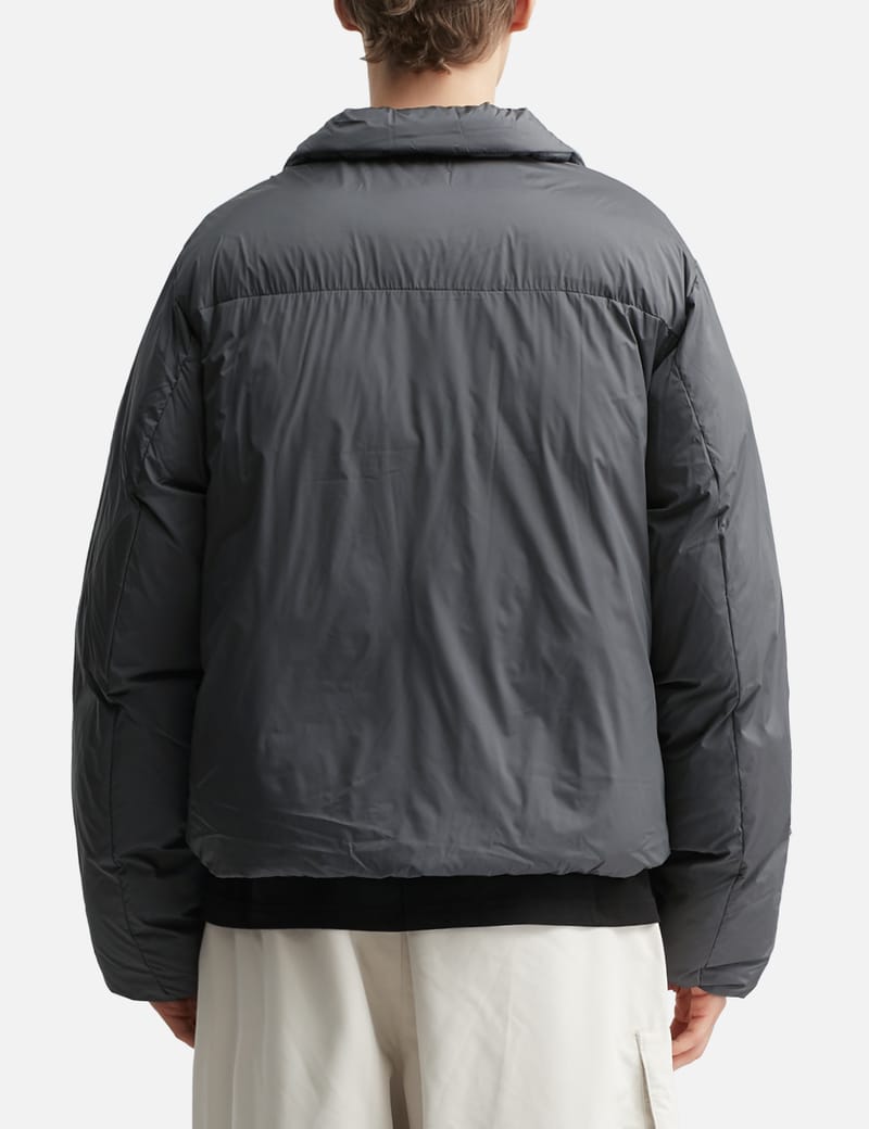 Dime Pleated Puffer - Charcoal insulated puffer with pleated