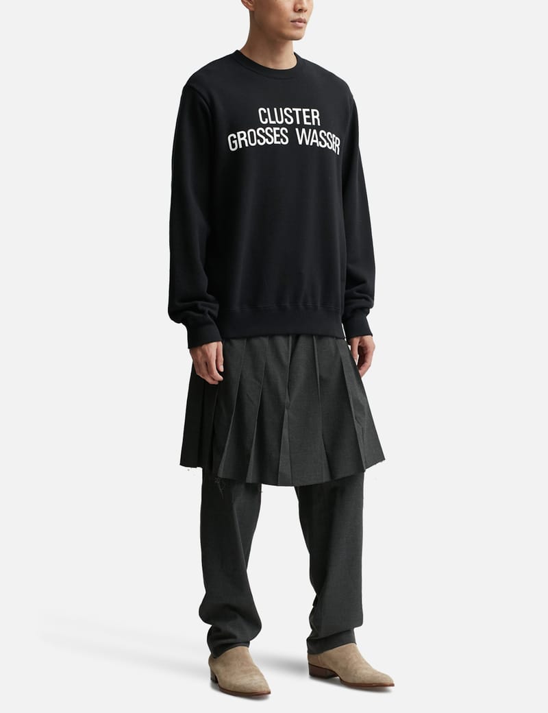 Undercover - CLUSTER GROSSES WASSER SWEATSHIRT | HBX - Globally 