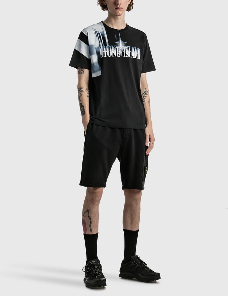 ストーンアイランド - グラフィックプリント Tシャツ | HBX