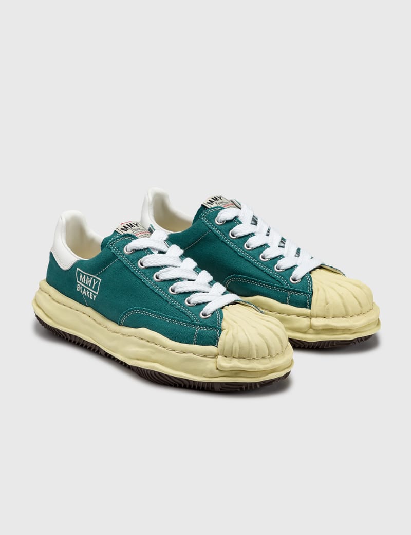 Blakey Low Top Sneakers