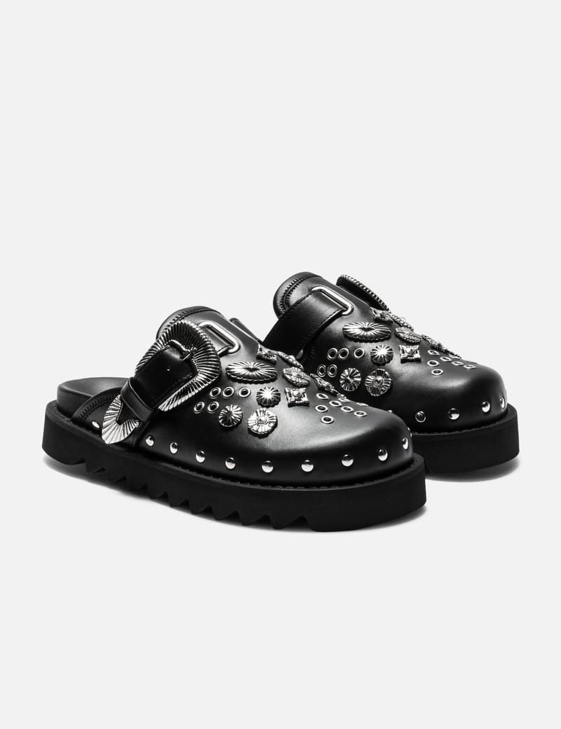 Shoes-1-4-778df.jpg?fit=max&w=