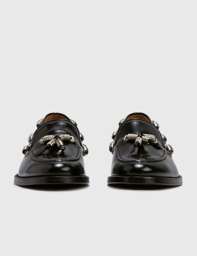 toga virilis ローファー Toga Virilis タッセル ローファー | ブラック | FARFETCH JP