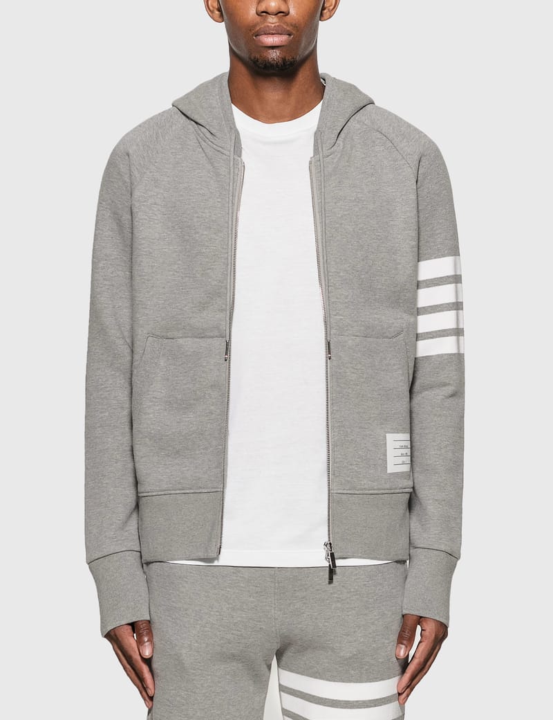 【送料&関税込】Thom Browne Classic Hoodie 4 Bar Fleece Thom Browne Classic Hoodie 4 Bar Fleece | italist