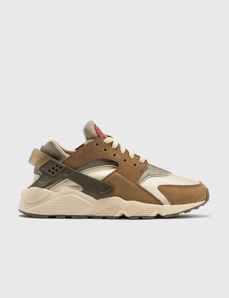 Nike - Stussy x Nike Air Huarache LE | HBX - Globally Curated