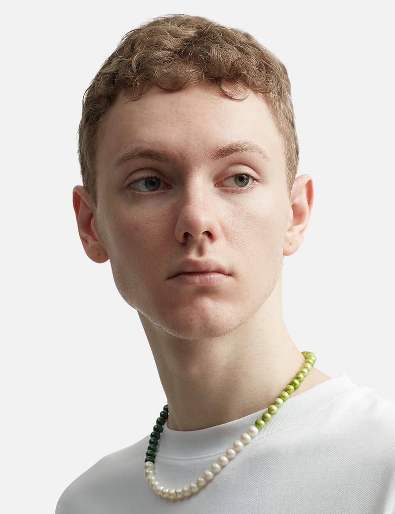VEERT ネックレス　ゴールド✖️グリーン VEERT - The Green Cross Freshwater Pearl Necklace in Yellow Gold