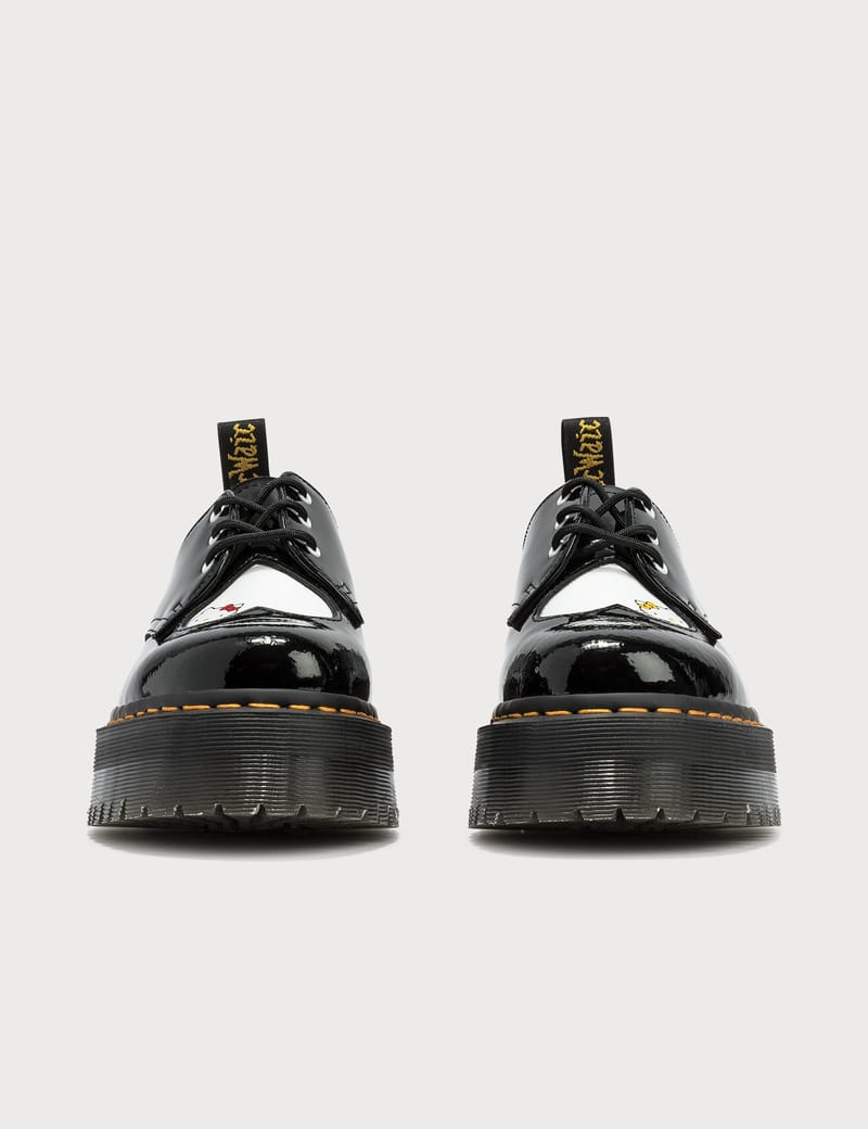 KittyブラックD The Dr. Martens x Hello Kitty Collection Is Too Cute For Words