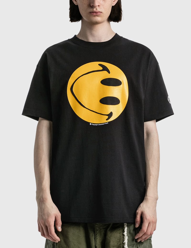 Guess x chinatown market x smiley big question outlet logo tee