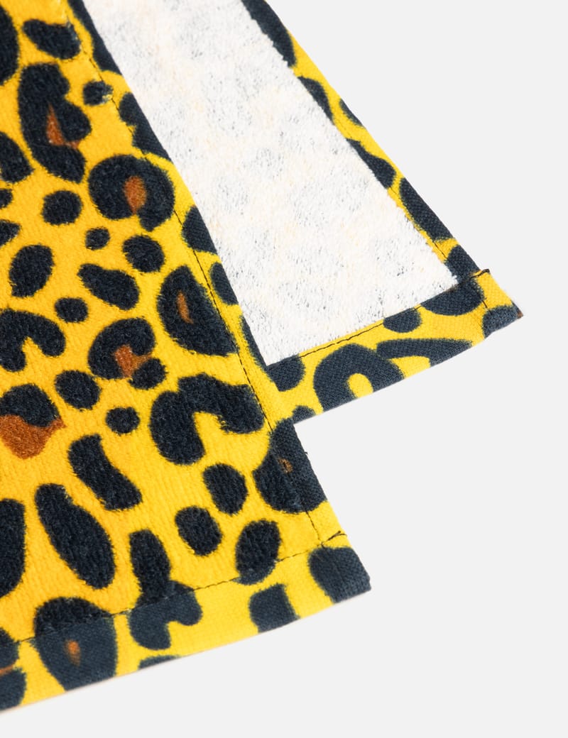 Supreme 2009 Leopard Towel - Vintage yellow towel with light