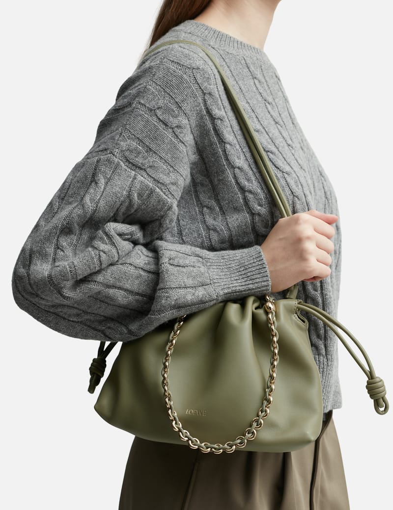 【直営・関税送料込】Medium Flamenco purs Medium Flamenco purse in mellow nappa lambskin Beige - LOEWE