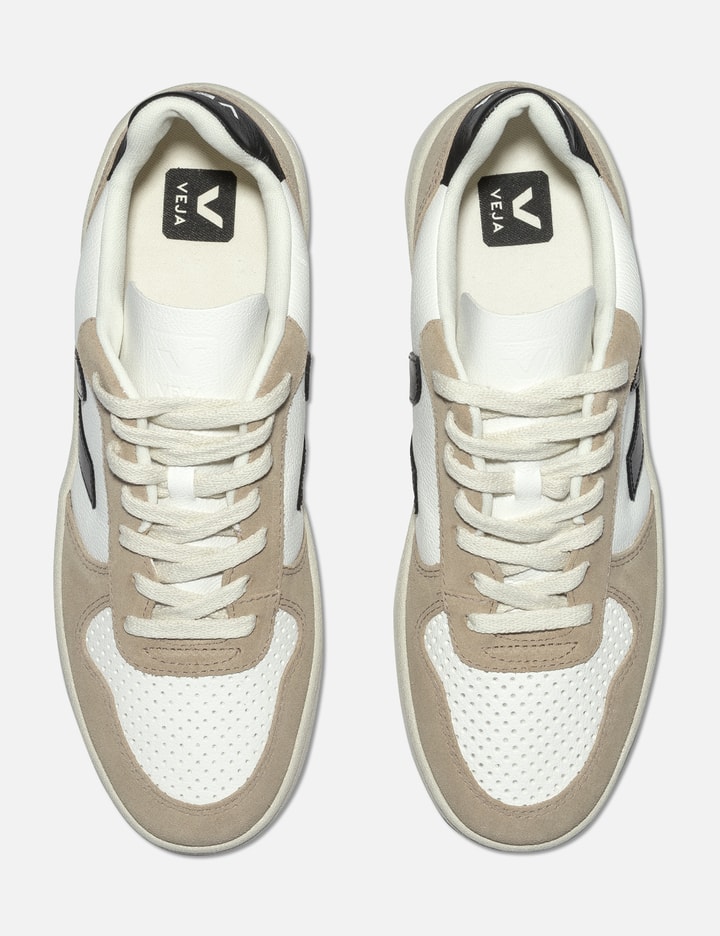 v 10 leather extra white black