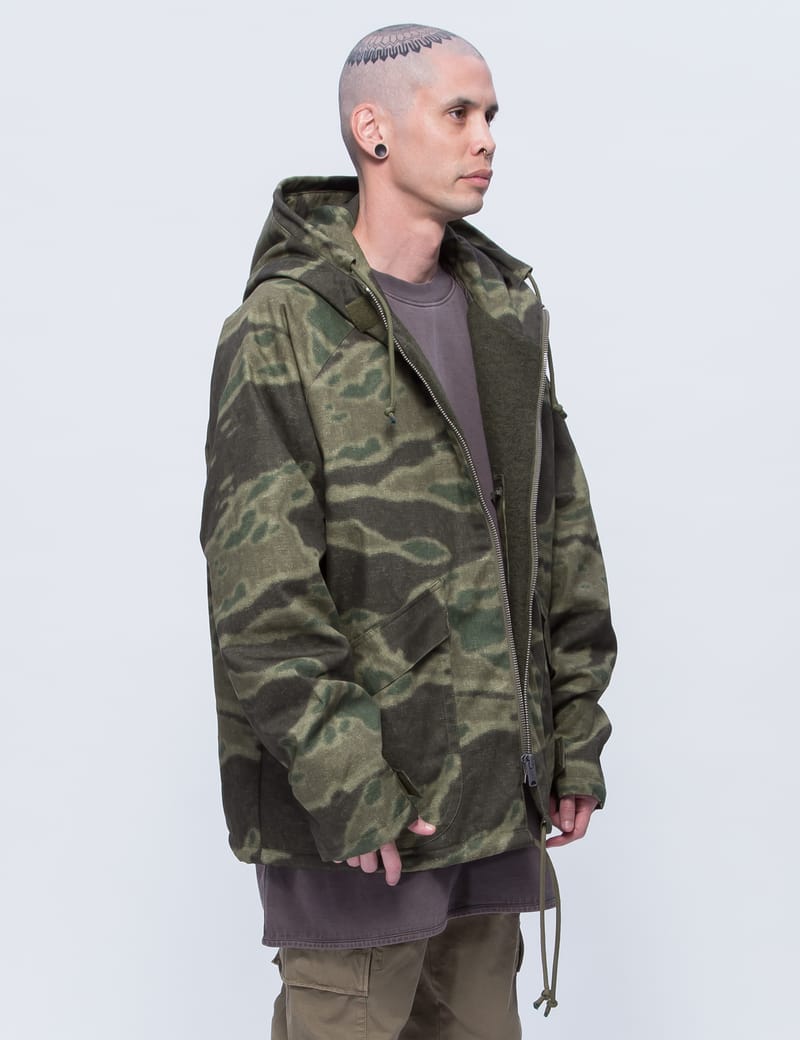 YEEZY Season 3 - Printed Anorak | HBX - ハイプビースト(Hypebeast