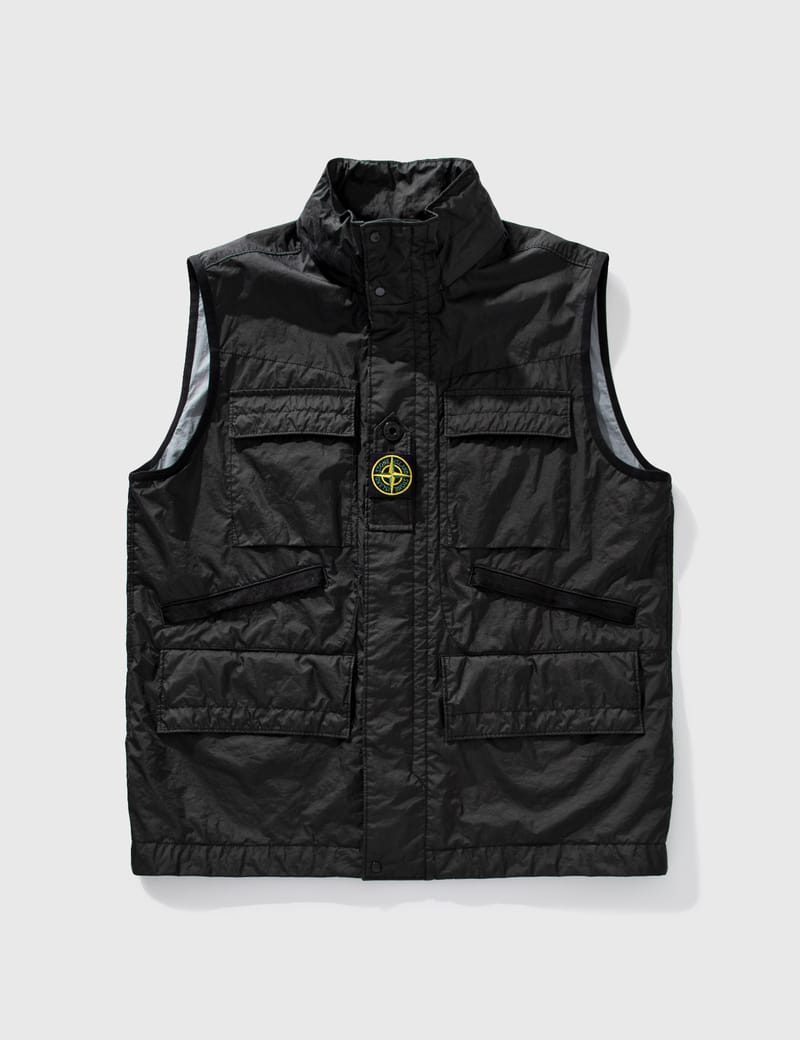 Stone Island - Membrana 3L TC Vest | HBX - Globally Curated Fashion and  Lifestyle by Hypebeast